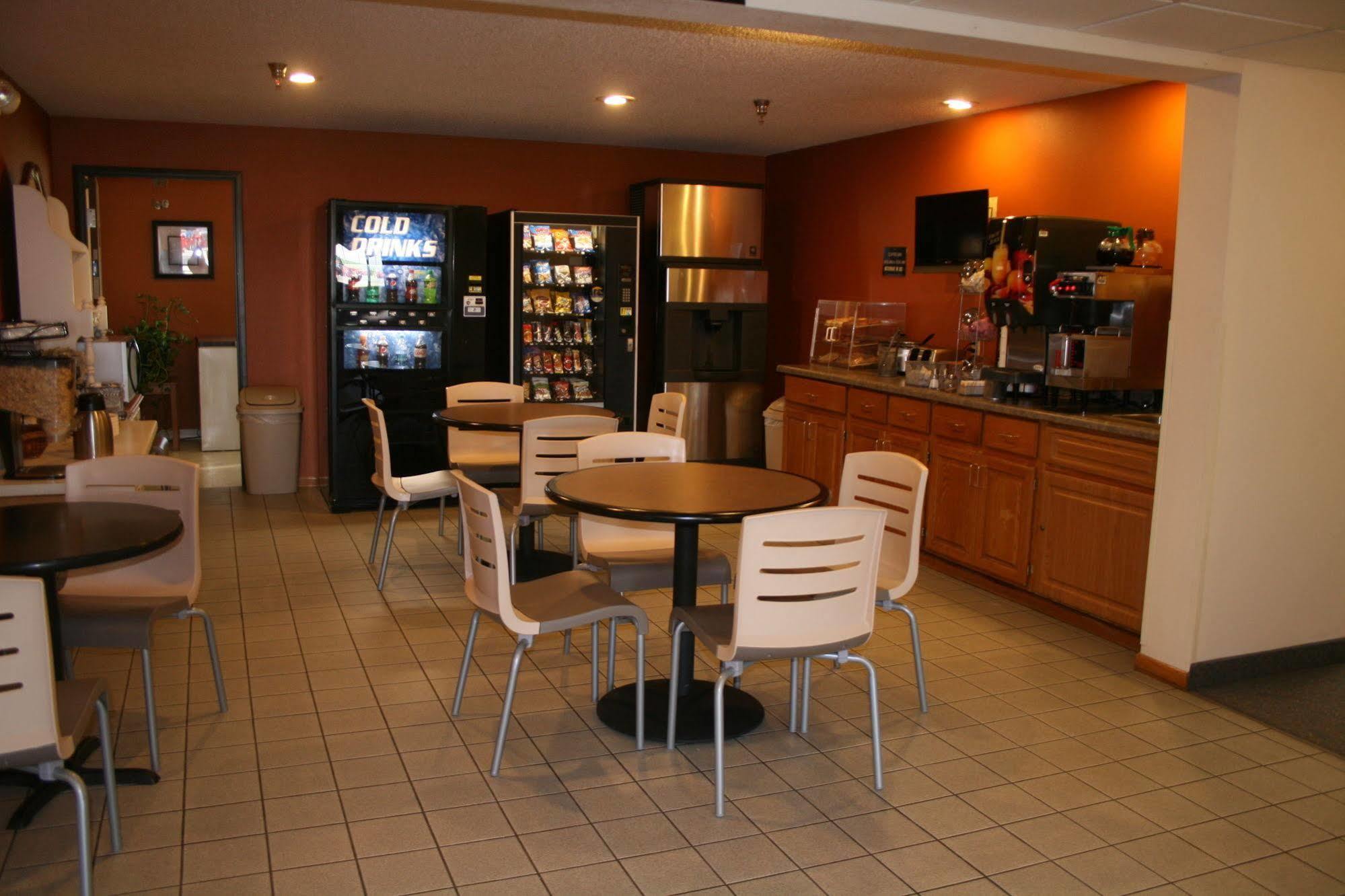 Heritage Inn Express Marysville エクステリア 写真