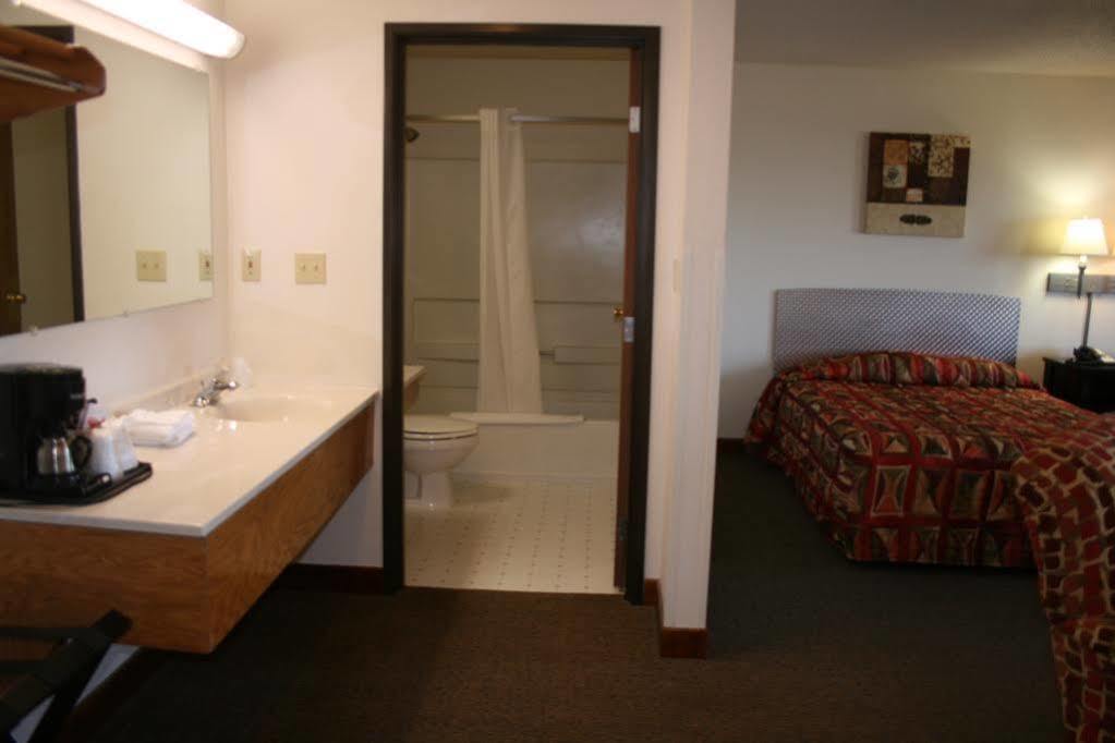 Heritage Inn Express Marysville エクステリア 写真