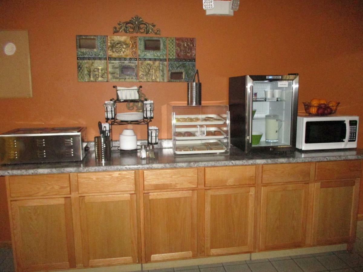 Heritage Inn Express Marysville エクステリア 写真
